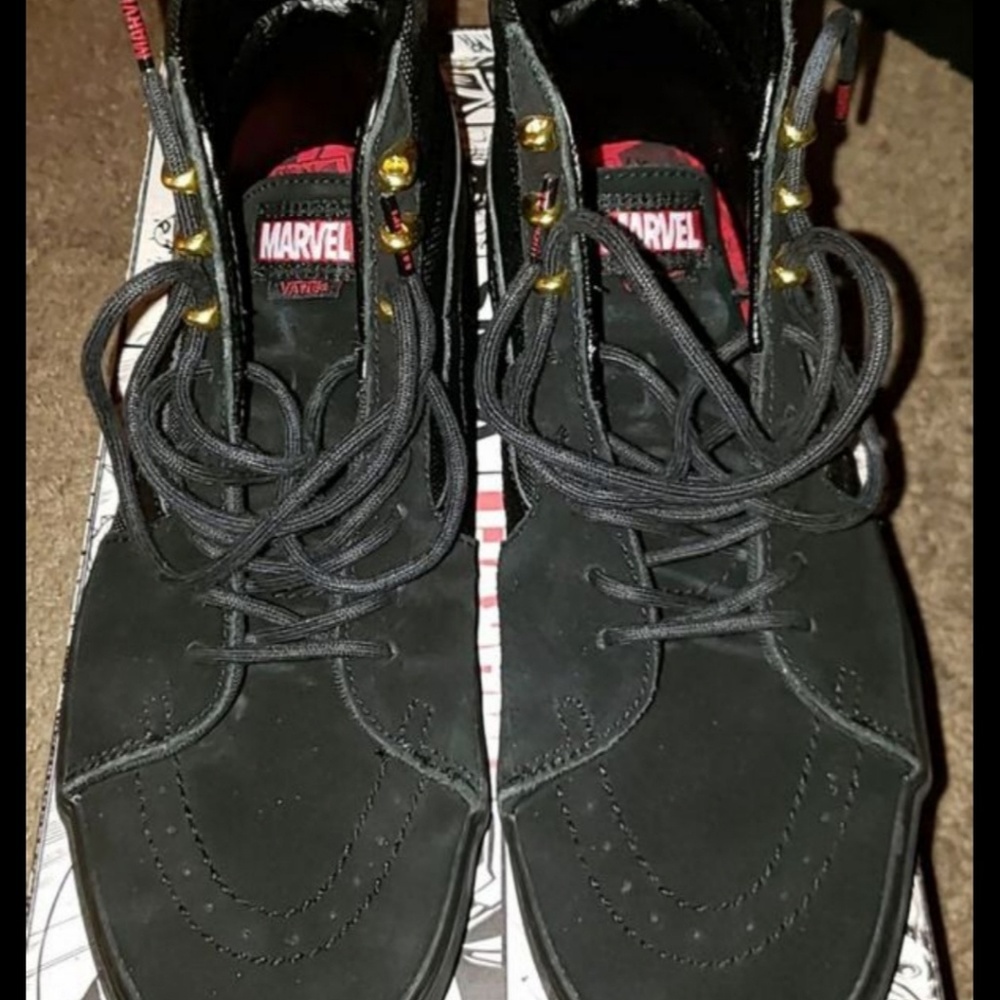 Vans Marvel Black Panther SK8-HI Sneakers